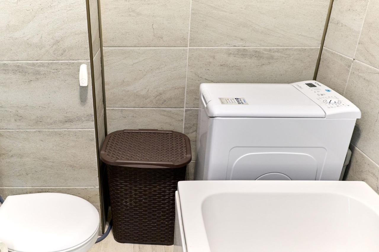 Glamour Red Apartment 22 In Spa Pool Resort ママイア エクステリア 写真